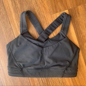 Lululemon sports bra - Size 4